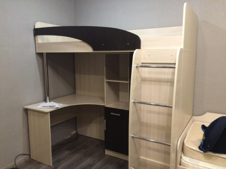 Кровать-чердак со столом Карамель 77-01 Анкор светлый Бодега темный детальное изображение от магазина mebelvozov.ru в Нижнем Новгороде