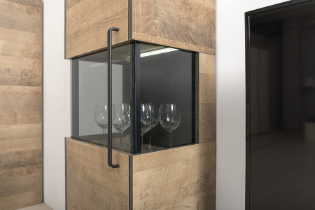 Шкаф-пенал с витриной Трувор 13.205 от компании Мебельвозов в Нижнем Новгороде