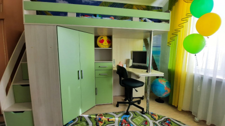 Кровать-чердак Карамель 77-03(Анкор светлый/Зеленый) детальное изображение от магазина mebelvozov.ru в Нижнем Новгороде