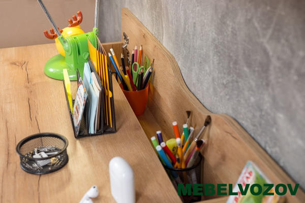 Стол письменный Лойс 84 детальное изображение от магазина mebelvozov.ru в Нижнем Новгороде