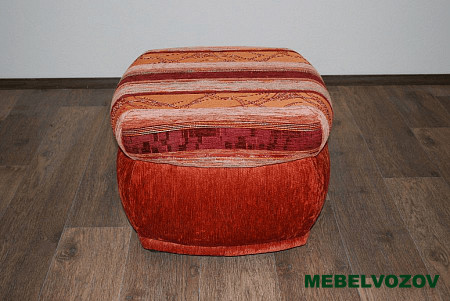 Пуфик с полостью от магазина Мебельвозов в Нижнем Новгороде