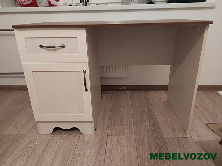 Стол письменный в детскую Латте 51-01 от магазина Мебельвозов в Нижнем Новгороде