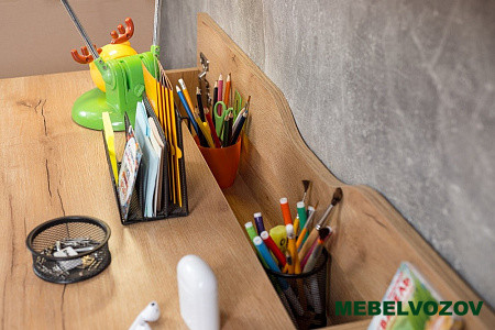 Стол письменный Лойс 84 детальное изображение от магазина mebelvozov.ru в Нижнем Новгороде